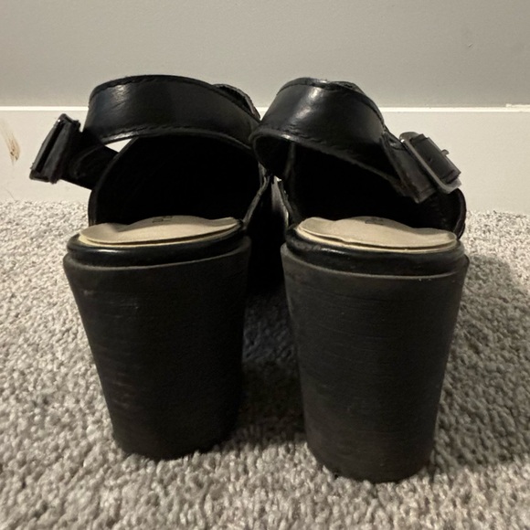 Pierre Dumas wedges - Picture 3 of 3